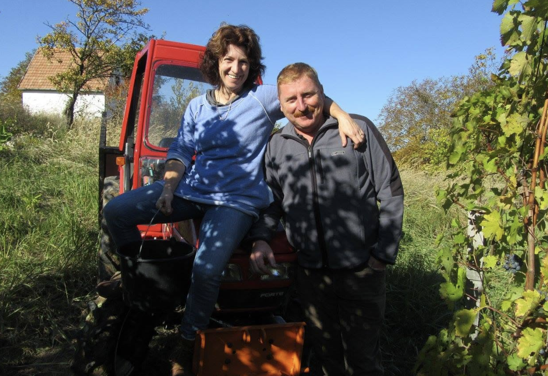 Garai Pince: Immer in guter Gesellschaft Garai Weingut, Familie Garai auf dem Weingut in Alsónyék